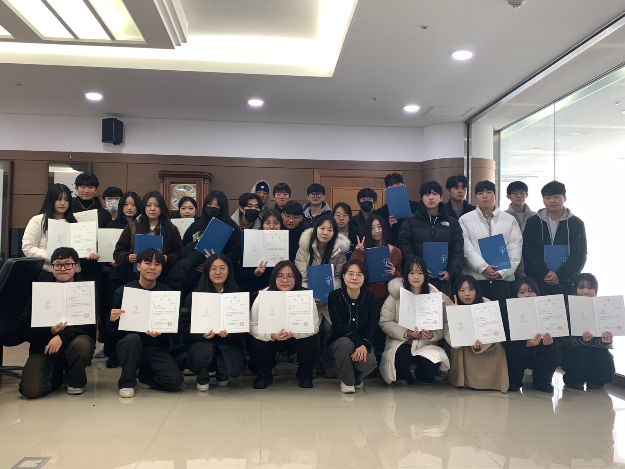 캡스톤디자인 경진대회 시상 사진 (29).jpg 첨부 이미지